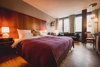 Henri Downtown Hotel