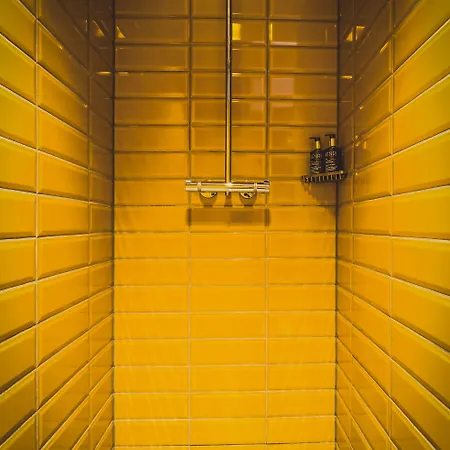 Henri Downtown Hotell