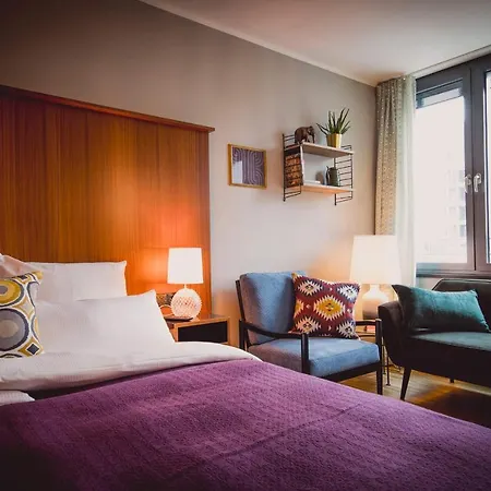 Henri Downtown Hotell 4*