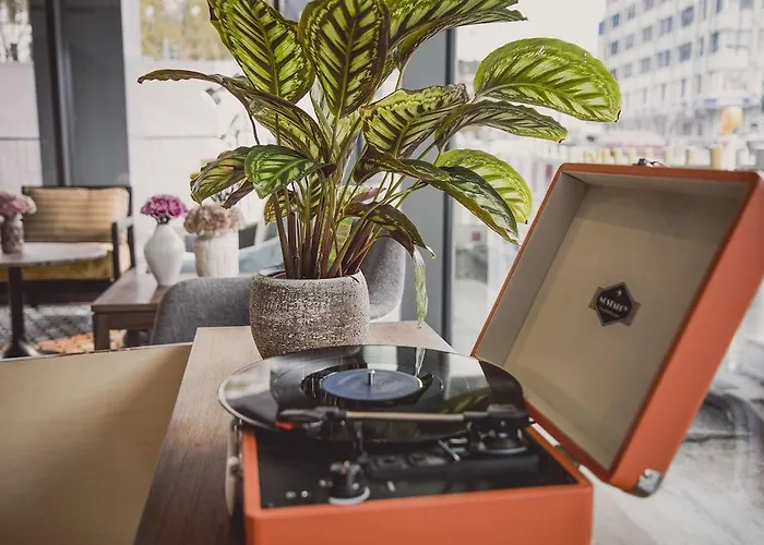 Henri Downtown فندق 4*