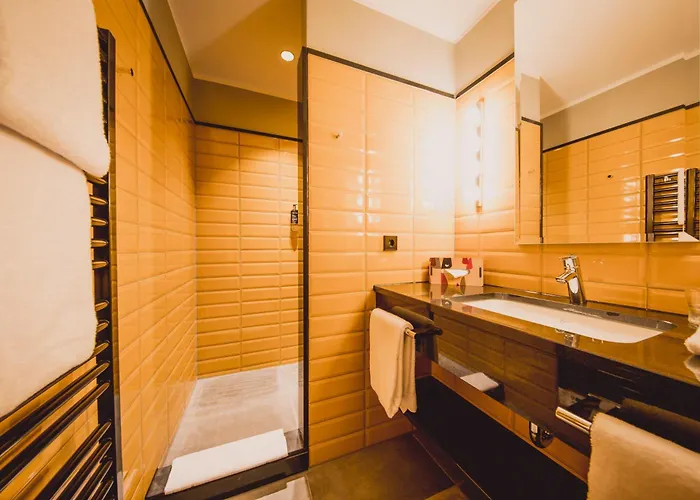 ホテル Henri Downtown 4*