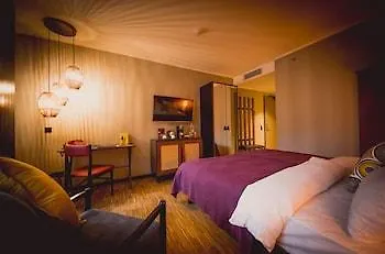Hotel Henri