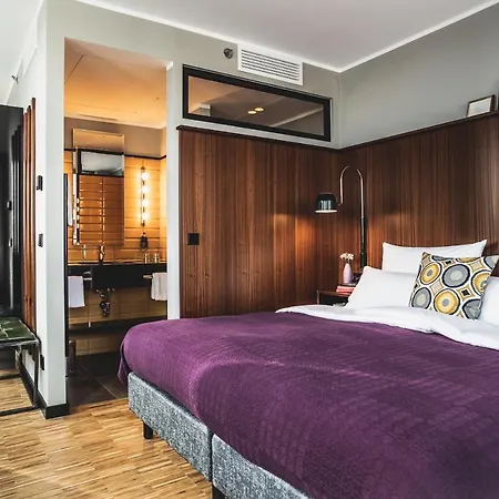 Henri Downtown 뒤셀도르프