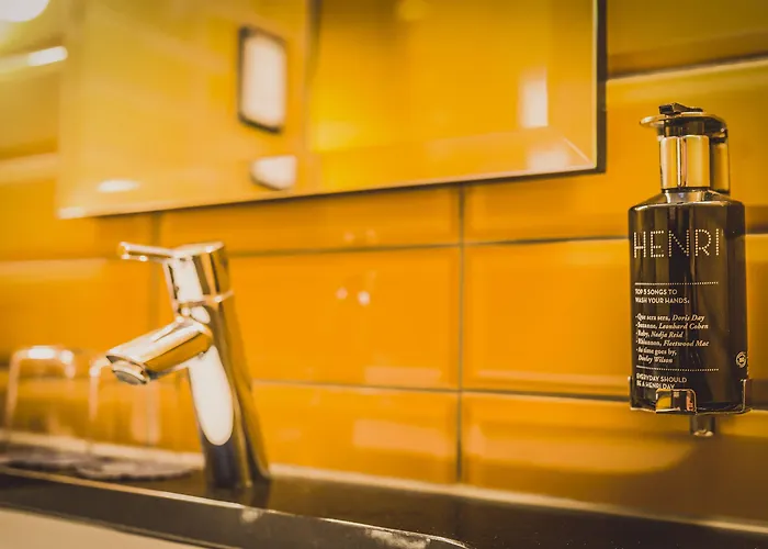 Henri Downtown 4* 뒤셀도르프