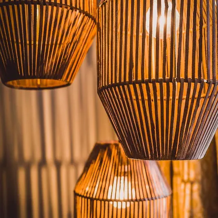 Szálloda Henri Downtown 4*