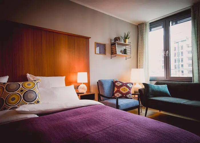 Hotel Henri Downtown