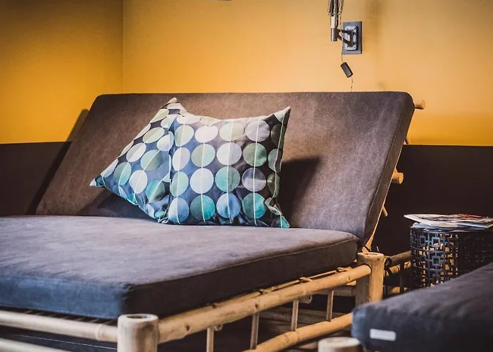 Henri Downtown Hotel