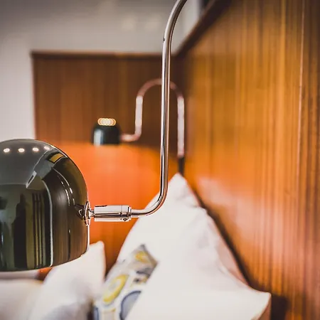 Henri Downtown Hotel 4*